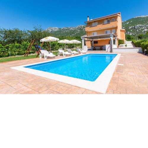 HOLIDAY HOME ALFI, Omiš - Ostrvica