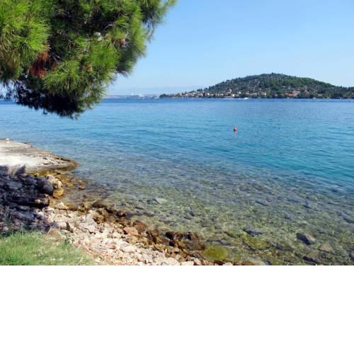 Holiday Home Alvira (UGL120)