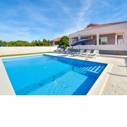Holiday Home Anić