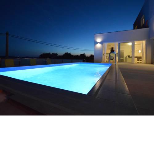 Modern Holiday Home with Private Pool near Sea in Jasenice
