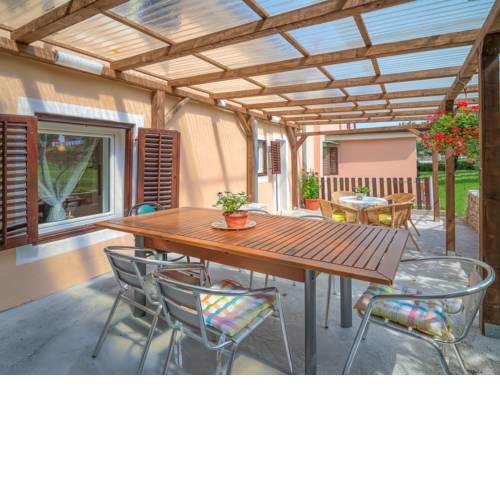 Holiday Home Aria
