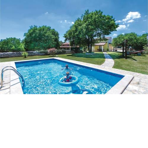 Holiday home Badnjevari VI