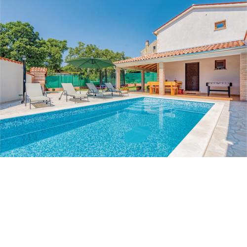Holiday home Barban 53