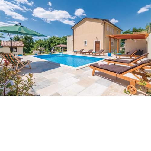 Holiday Home Beram 01