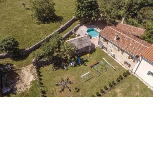 Holiday home Blazucici Cr