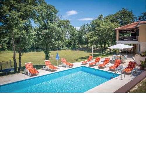 Holiday home Bonasini 47 with Outdoor Swimmingpool