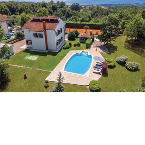 Holiday home Bujki III