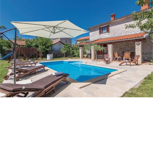 Holiday home Cabrunici VI