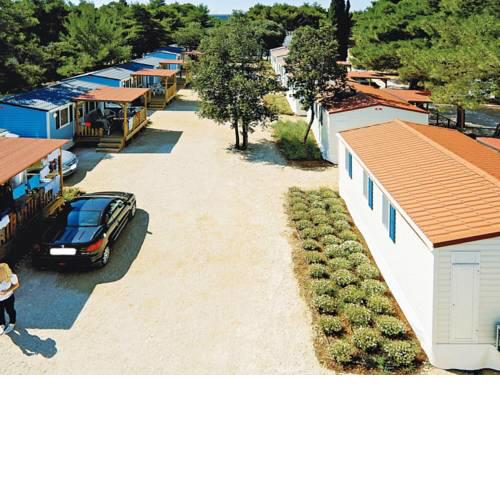 Holiday Home Camping Resort Solaris (SIB114)