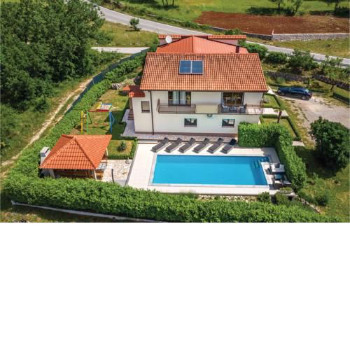 Holiday home Dicmo 21