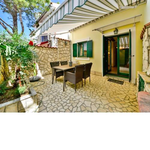 Holiday Home Divna