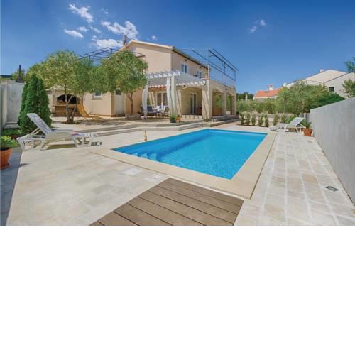 Holiday home Dobropoljana V