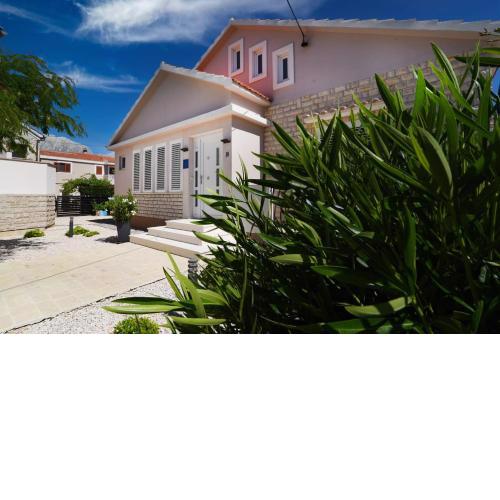 Holiday home Eden