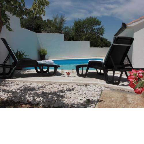Holiday Home Edo (BRC601)