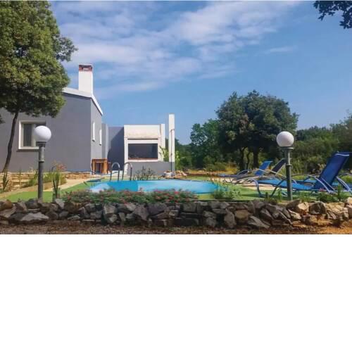 Holiday Home Escape