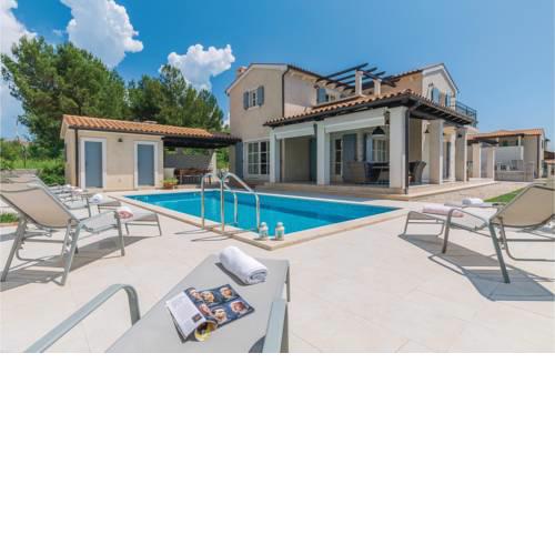 Holiday Home Fazana with Sea View 09
