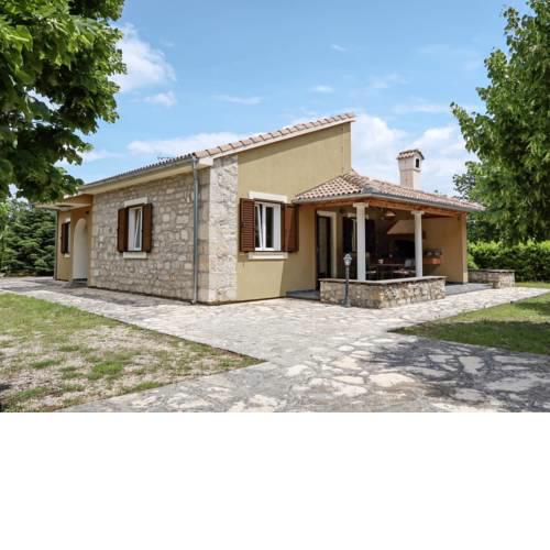 Holiday Home Ferienhaus (SIB238)