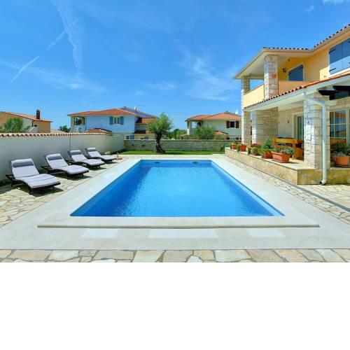 Holiday Home Golubovo