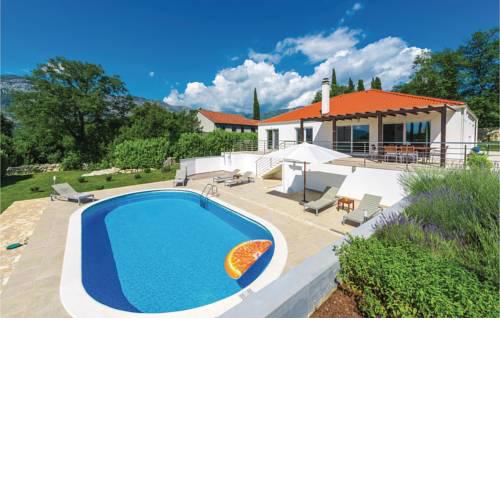 Holiday Home Gruda with Fireplace 09