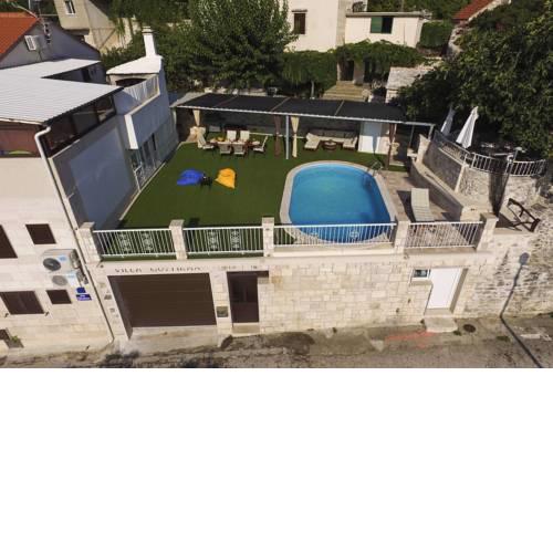 Holiday Home Gustirna