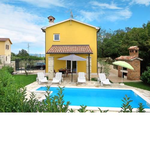 Holiday Home Haus Antoni (IPC106)