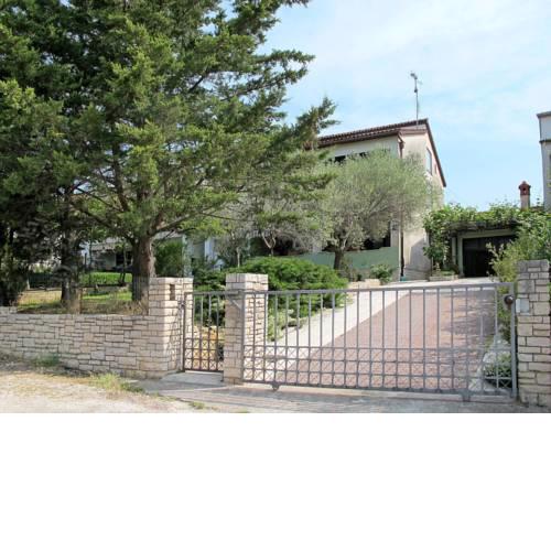 Holiday Home Haus Divna (PUL578)