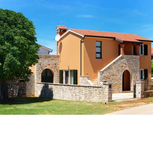 Holiday Home Haus Petrovic (KST250)