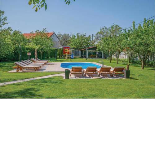 Holiday home Imotski 69 with Outdoor Swimmingpool