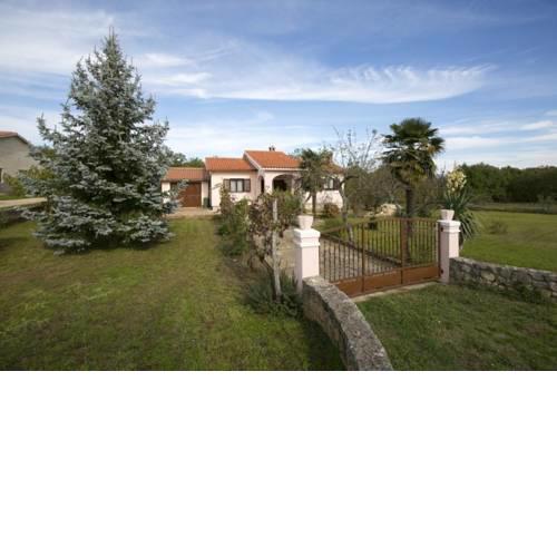 Holiday home in Becici 35501