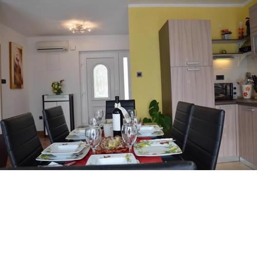 Holiday home in Grizane 39295
