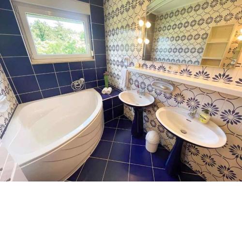 Holiday home in Jadranovo 42254