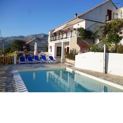 Holiday home in Jasenice 33303