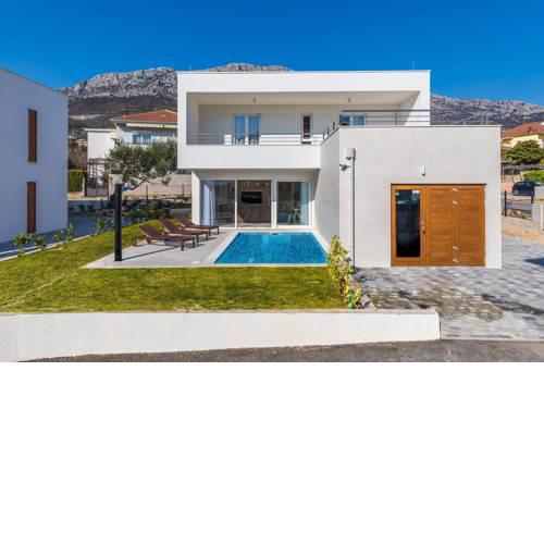 Holiday home in Kastel Gomilica 38762
