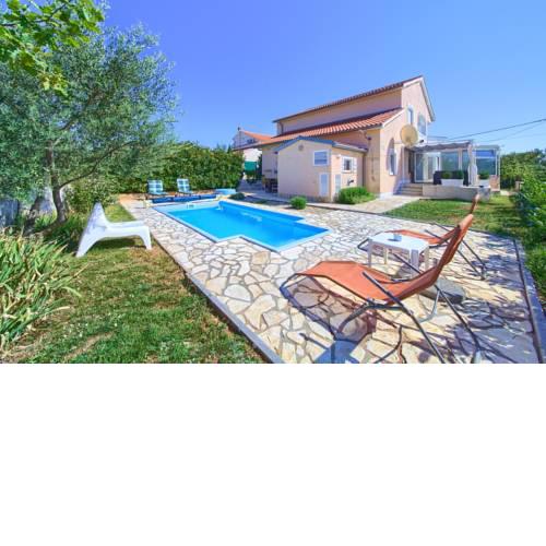 Holiday home in Linardici/Insel Krk 35280