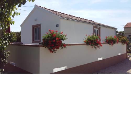 Holiday Home in Nin with Terrace, Air condition, WIFI (4732-1)