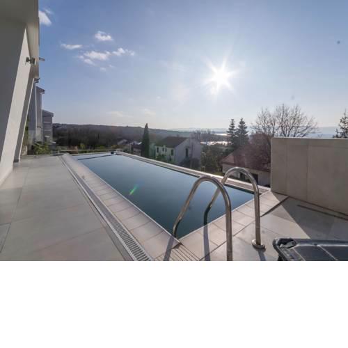 Holiday home in Njivice/Insel Krk 33931