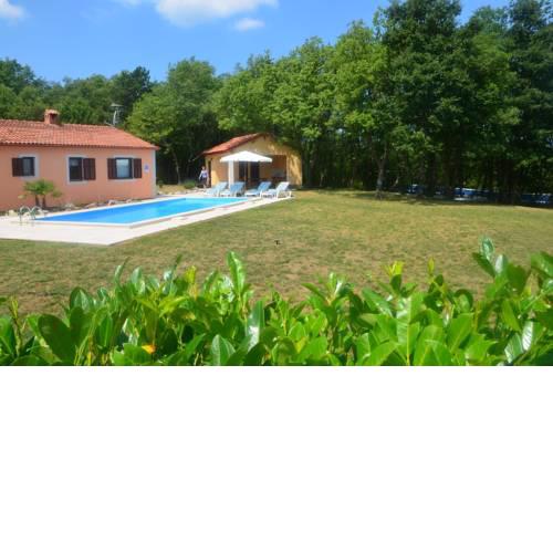 Holiday home in Tinjan/Istrien 10008