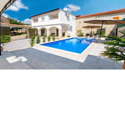 Holiday home in Tinjan/Istrien 38452