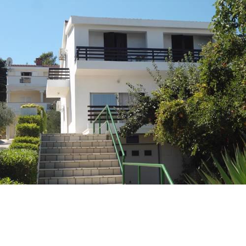 Holiday home in Tkon/Insel Pasman 6922