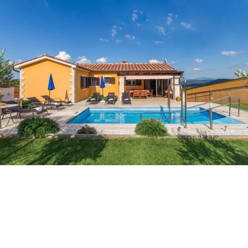 Holiday home in Vizinada/Istrien 40326