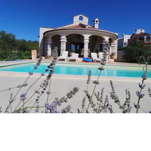 Holiday home in Zbandaj/Istrien 38538