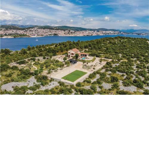 Holiday home Jadrija 29 with Outdoor Swimmingpool