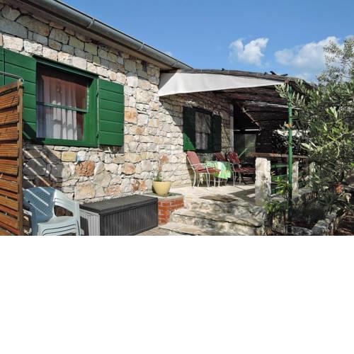 Holiday Home Kapitän Holzbein Tkon/Insel Pasman - CIN05016-F