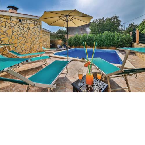 Holiday home Kastel Kambelovac 9