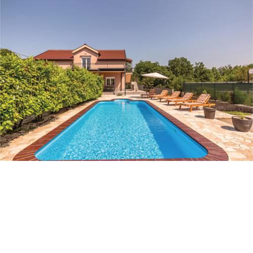 Holiday home Krivodol 22 with Outdoor Swimmingpool