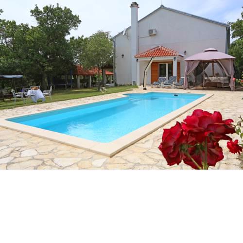 Holiday Home Krka Waterfalls