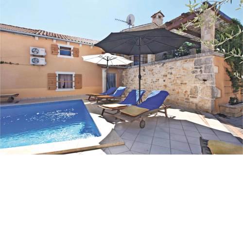 Holiday home Krvavici V