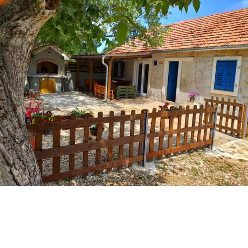 Holiday Home KULAK near the Krka National Park