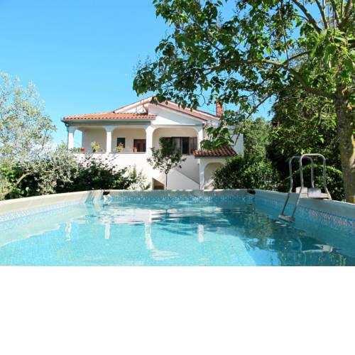 Holiday Home Landhaus Carlo (IPC102)