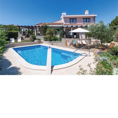 Holiday home Liznjan Croatia IV